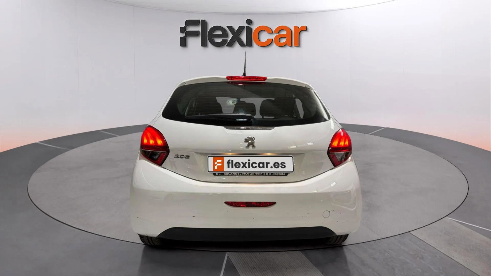 https://cdn-flexicar.caraffinity.it/public_appraisal_images_pro/images/stock/252055/BIykJtznok__WhatsApp Image 2026-04-16 at 11.53.55 (6).jpg